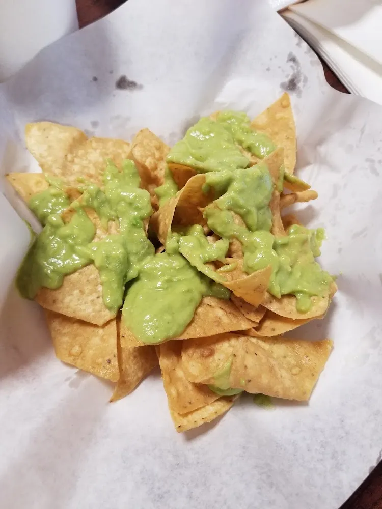 Chips & Guacamole